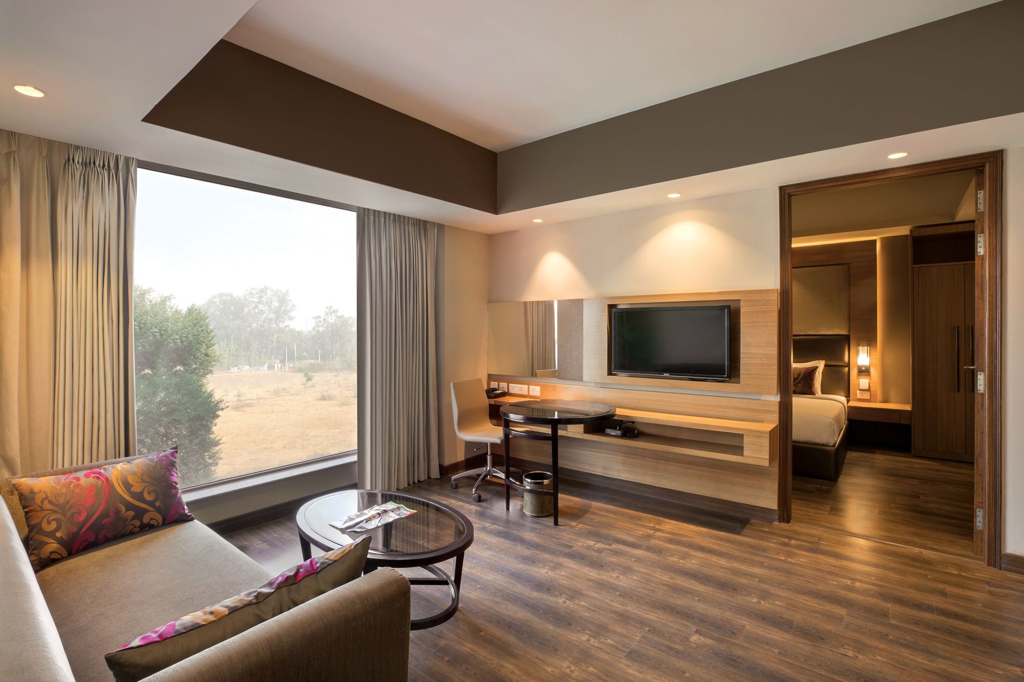 גורגאון Lemon Tree Hotel Sohna Road מראה חיצוני תמונה